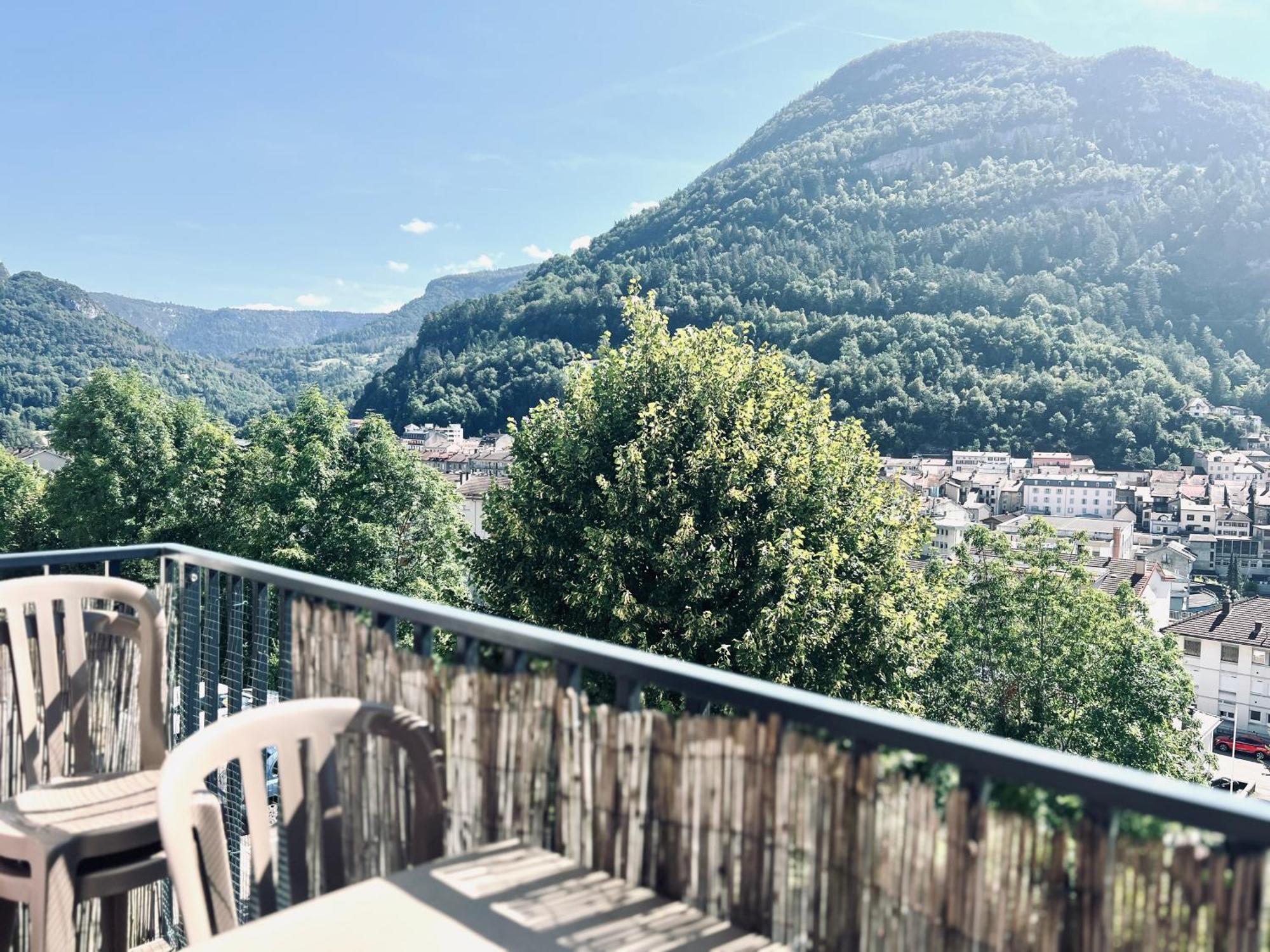 Le Balcon Du Boulevard Bellevue Saint-Claude Dış mekan fotoğraf